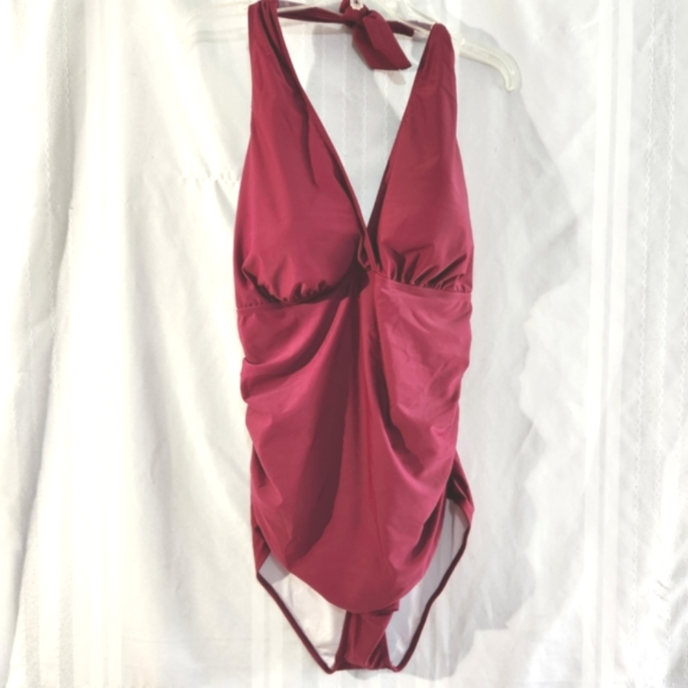 DACI ONE-PIECE BURGUNDY BATHINSUIT SIZE 20W